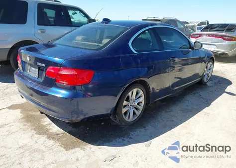 2011 BMW 328I xDrive z USA, uszkodzony, nr VIN WBAKF3C52BE566602